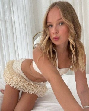 Әже Лирумен секс